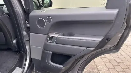 Photo 23 Land rover Range Rover  Sport Mark VIII P400e PHEV 2.0L 404ch