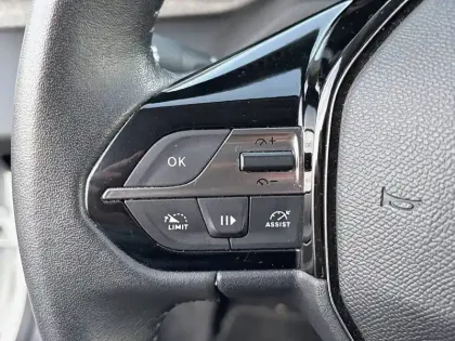 Photo 17 Peugeot 308  PureTech 130ch S&S BVM6