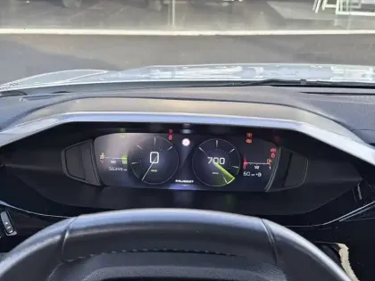 Photo 9 Peugeot 308  PureTech 130ch S&S BVM6