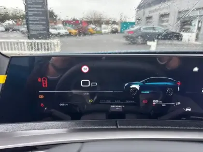 Photo 49 Peugeot 3008  Hybrid 145 e-DCS6