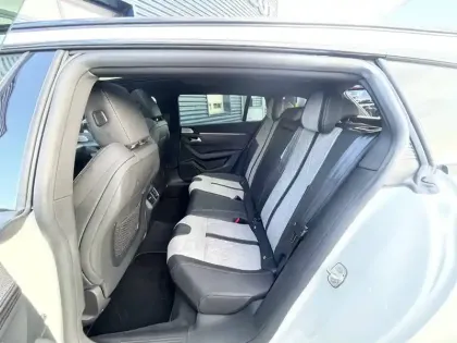 Photo 8 Peugeot 508  SW Hybrid 225 e-EAT8