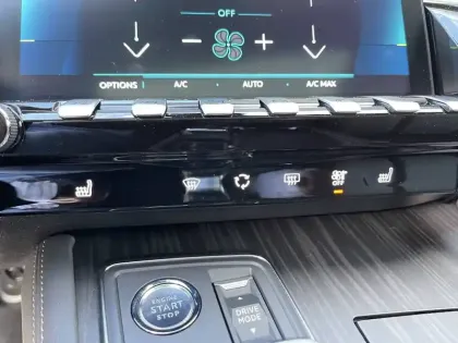 Photo 13 Peugeot 508  SW Hybrid 225 e-EAT8