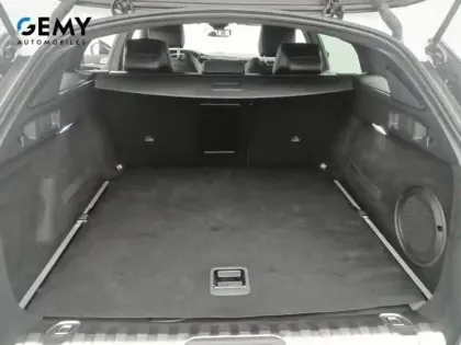 Photo 6 Peugeot 508  SW Hybrid 225 e-EAT8