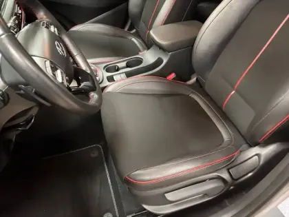 Photo 102 Hyundai Kona  Hybrid 141