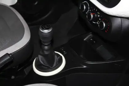 Photo 36 Renault Twingo  III TCe 95