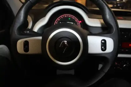 Photo 18 Renault Twingo  III TCe 95