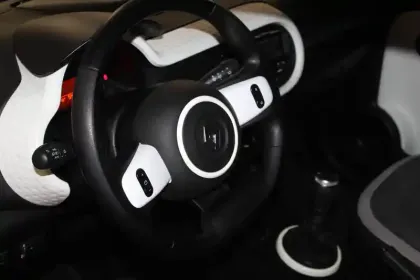 Photo 11 Renault Twingo  III TCe 95