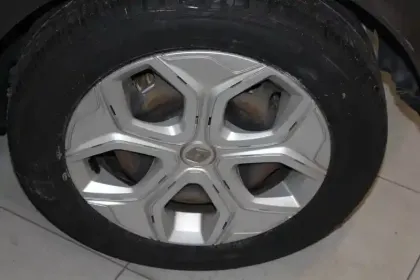 Photo 31 Renault Twingo  III TCe 95