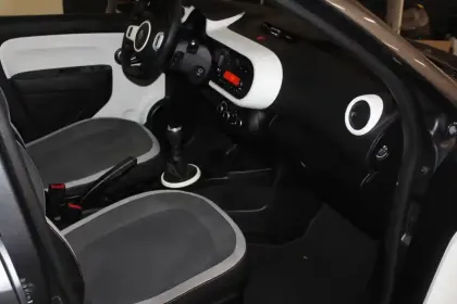 Photo 34 Renault Twingo  III TCe 95