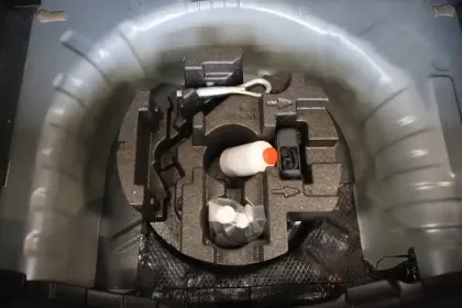 Photo 28 Nissan Micra  IG-T 100