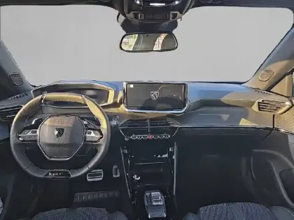 Photo 7 Peugeot 2008  Hybrid 145 e-DCS6