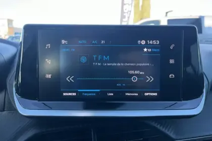 Photo 17 Peugeot 2008  PureTech 130 S&S EAT8