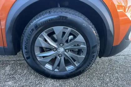 Photo 10 Peugeot 2008  PureTech 130 S&S EAT8