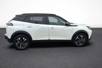 Photo 6 Peugeot 2008  PureTech 130 S&S EAT8