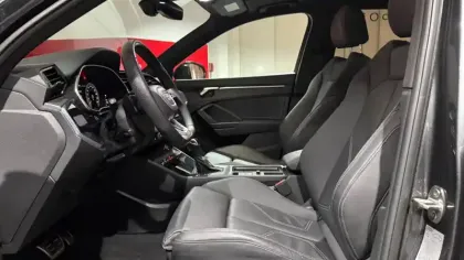 Photo 5 Audi Q3  45 TFSIe 245 ch S tronic 6