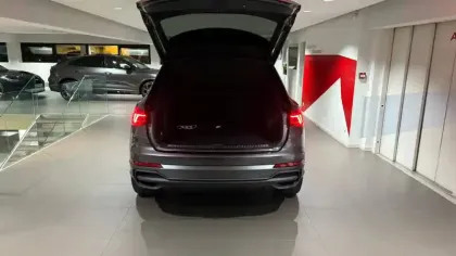 Photo 12 Audi Q3  45 TFSIe 245 ch S tronic 6