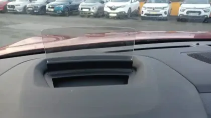 Photo 19 Citroën C4 e- 136 ch Automatique