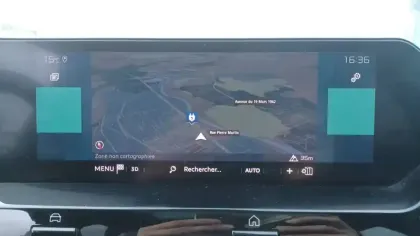 Photo 23 Citroën C4 e- 136 ch Automatique