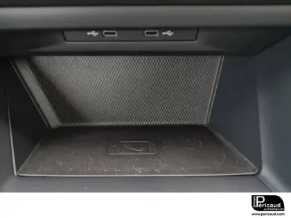 Photo 15 Volkswagen Golf  2.0 TDI SCR 150 DSG7