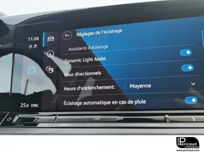 Photo 25 Volkswagen Golf  2.0 TDI SCR 150 DSG7