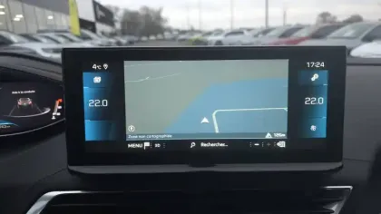 Photo 27 Peugeot 3008  Puretech 130ch S&S EAT8