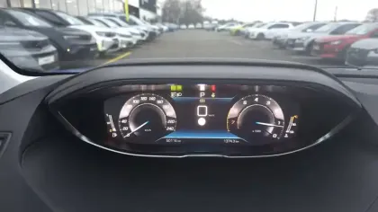 Photo 22 Peugeot 3008  Puretech 130ch S&S EAT8