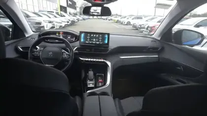 Photo 16 Peugeot 3008  Puretech 130ch S&S EAT8