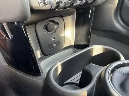 Photo 28 Mini Mini Hatch 3 Portes Cooper SE 184 ch