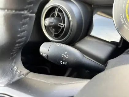 Photo 17 Mini Mini Hatch 3 Portes Cooper SE 184 ch