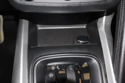 Photo 28 Renault Kadjar  Blue dCi 115 EDC