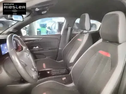 Photo 11 Opel Mokka  Electrique 136 ch & Batterie 50 kWh