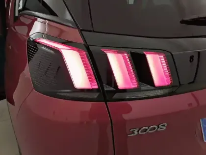 Photo 16 Peugeot 3008  1.2 Puretech 130ch S&S BVM6