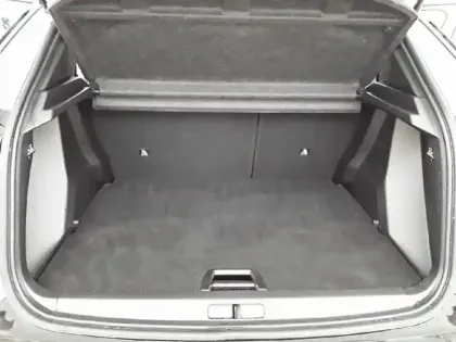 Photo 5 Peugeot 2008  Hybrid 145 e-DCS6