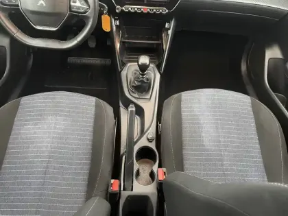 Photo 23 Peugeot 208  BLUEHDI 100 S&S BVM6