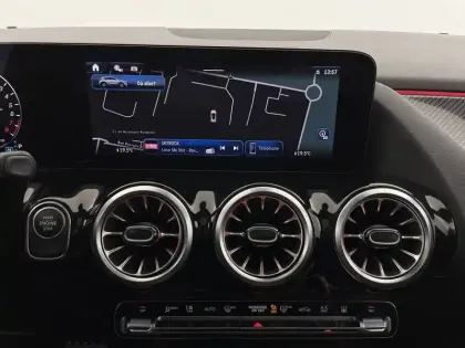 Photo 20 Mercedes GLA  250 e Hybrid EQ 8G-DCT