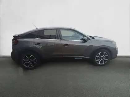 Photo 3 Citroën C4 e- 136 ch Automatique