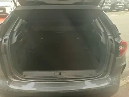 Photo 5 Citroën C4 e- 136 ch Automatique