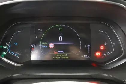 Photo 24 Renault Captur  E-Tech 145 - 21