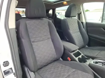 Photo 10 Nissan Qashqai  1.2 DIG-T 115 Xtronic