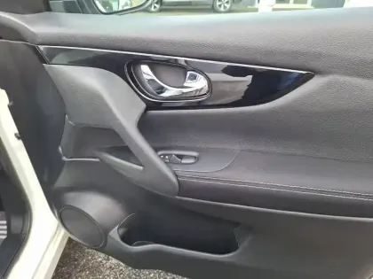 Photo 25 Nissan Qashqai  1.2 DIG-T 115 Xtronic