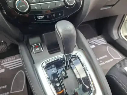 Photo 16 Nissan Qashqai  1.2 DIG-T 115 Xtronic