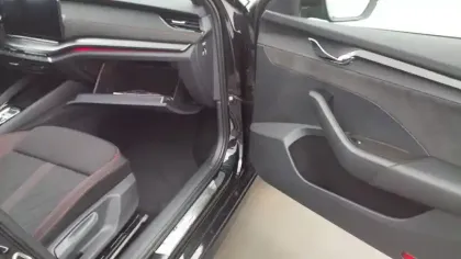 Photo 28 Skoda Octavia  Combi 2.0 TDI 200 ch DSG7