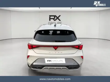 Photo 3 Cupra Leon  1.5 eTSI Hybrid 150 ch DSG7