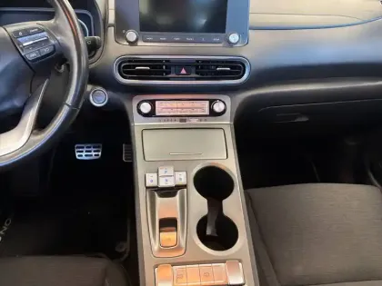 Photo 10 Hyundai Kona  Electrique 64 kWh - 204 ch