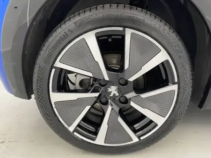 Photo 18 Peugeot 208  Electrique 50 kWh 136ch