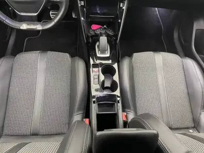 Photo 24 Peugeot 208  Electrique 50 kWh 136ch