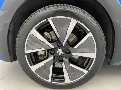 Photo 16 Peugeot 208  Electrique 50 kWh 136ch