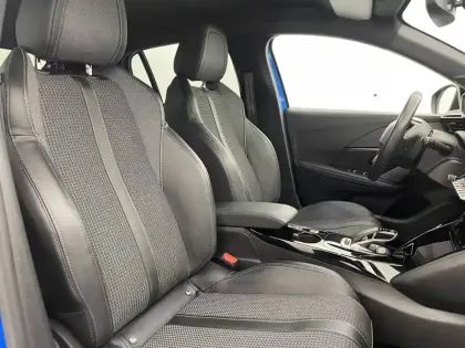 Photo 26 Peugeot 208  Electrique 50 kWh 136ch