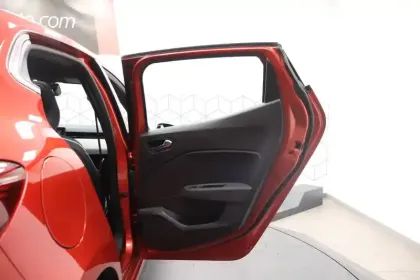 Photo 10 Renault Clio  TCe 140 - 21N