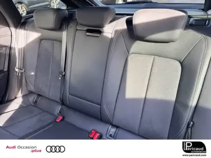 Photo 7 Audi A6  Avant 50 TFSIe 299 ch S tronic 7 Quattro